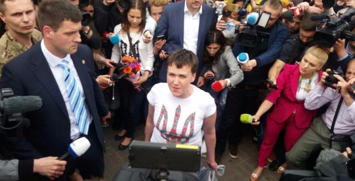 Психопат на трибуне: станет ли Савченко лидером упоротого населения Украины