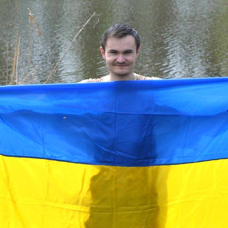 Торговать Родиной с флагом Украины в руках: рабочие будни российской оппозиции