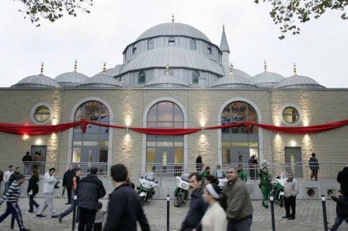В Германии считают, что мечетей уже хватит