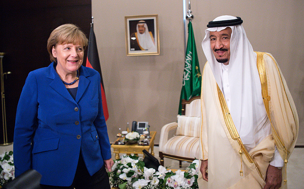 Меркель хочет добиться расположения и Турции, и Саудовской Аравии