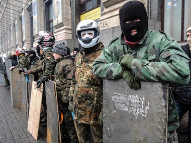 Патрули Майдана не справляются с криминалом, захлестнувшим Украину