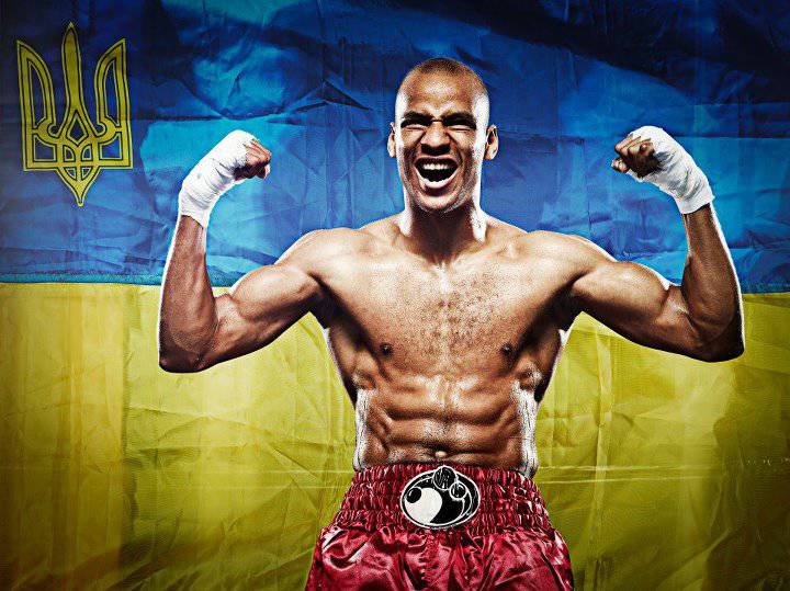 Украинский боксер признал Крым российским