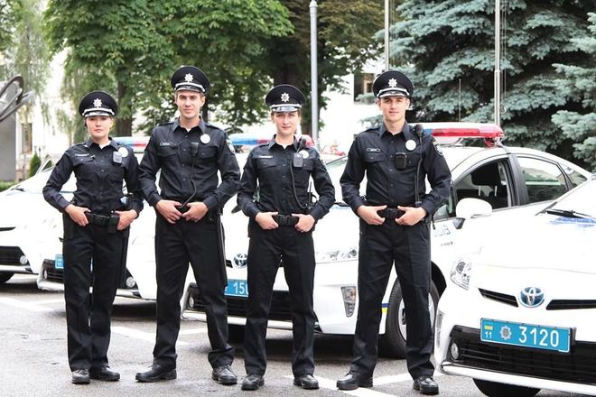 Турция готова обучить украинских полицейских Турция готова обучить украинских полицейских