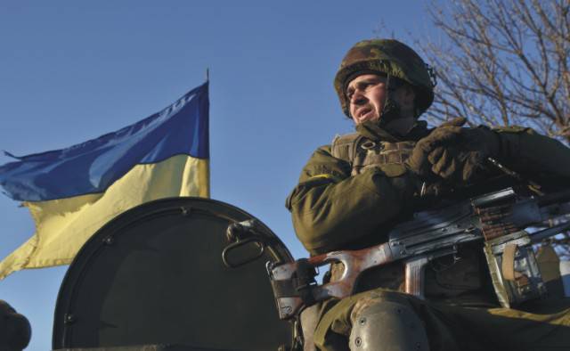 Болтать всем можно, но легально «агрессию РФ» Киев оформить не торопится