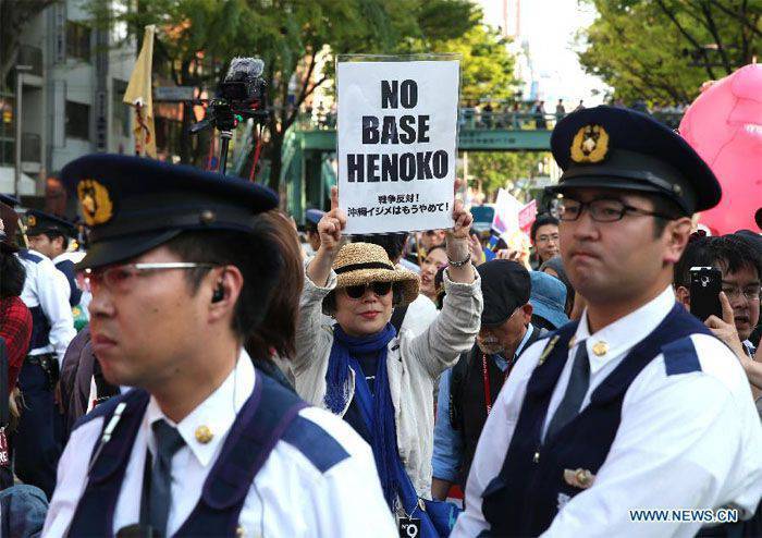Битва за Окинаву. Массовые протесты против баз США захлестнули юг Японии