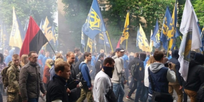 Марш нацистов в Киеве: Украина готовится к погромам Марш нацистов в Киеве: Украина готовится к погромам
