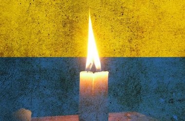 В годовщину избрания Порошенко на телеканалах Украины пройдет День Скорби