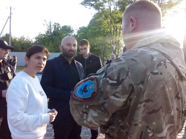 Националисты сорвали концерт Лободы Националисты сорвали концерт Лободы