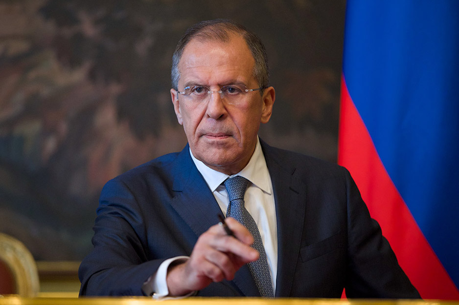 Лавров: Cанкции не заставят Россию поступиться национальными интересами
