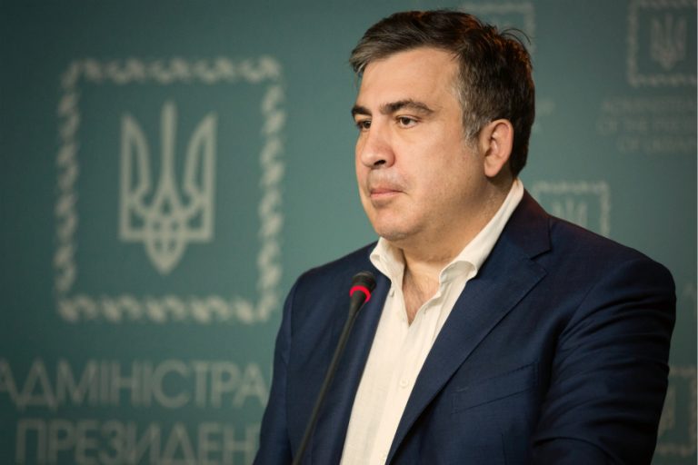 The Guardian поймал Саакашвили на лжи