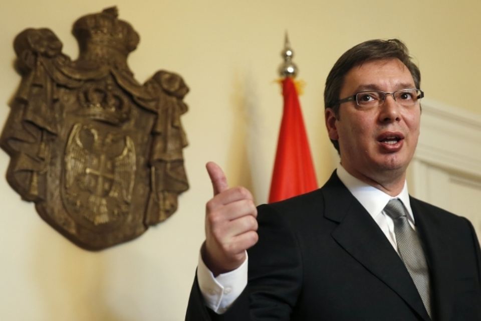 Сербский премьер отменил визиты в ЕС и США за поддержку протестов