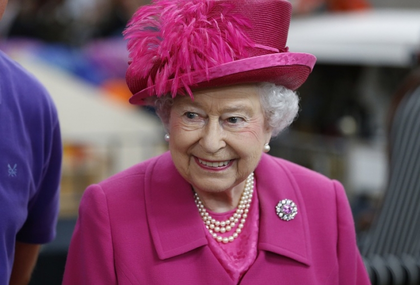 «Жива ли ты ещё, моя старушка» – английская королева шутит о себе