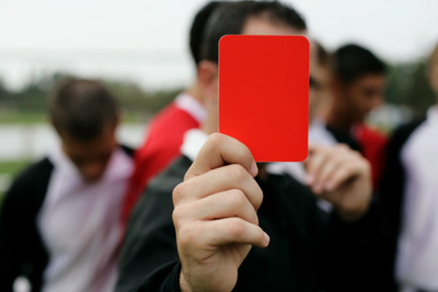 Американцы показали Порошенко красную карточку