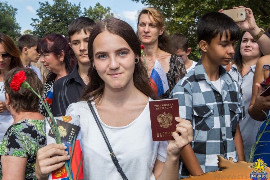 Украина безвозвратно теряет крымскую молодежь