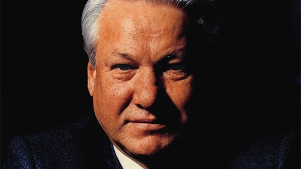 Борис Ельцин: герой или преступник?