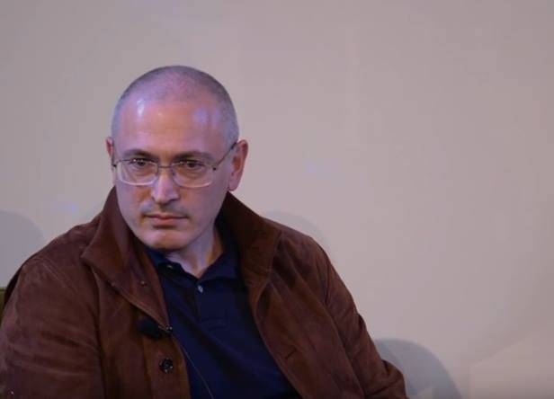 Как "Stratfor" и Ходорковский скорую революцию в России  прогнозируют