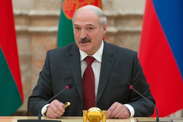 Между Западом и Россией. Белоруссия ищет дружбы с ЕС и Москвой