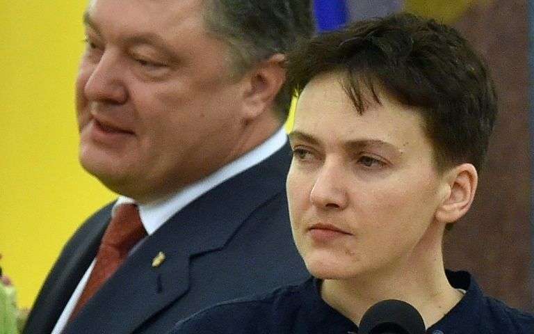 Голые пятки Нади Савченко