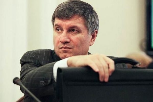 Украина гниет изнутри: стычка Авакова с Лещенко закончилась позором