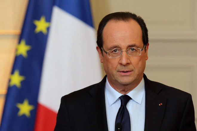 Олланд лишил французов возможности проведения референдума