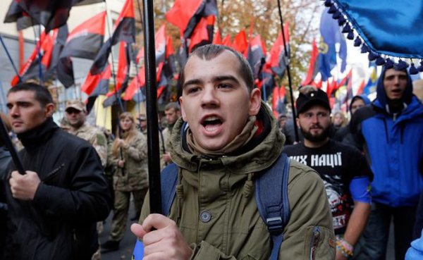 Новый враг Украины: «Правый сектор» пожелал смерти Евросоюзу