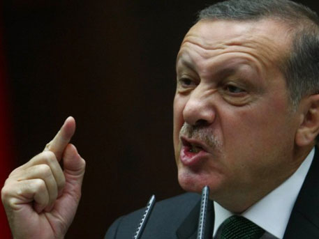 По стопам Гитлера или по указке НАТО? Эрдоган готовит удар исподтишка