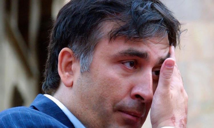Смелость или глупость: Саакашвили переехал жить в палатку