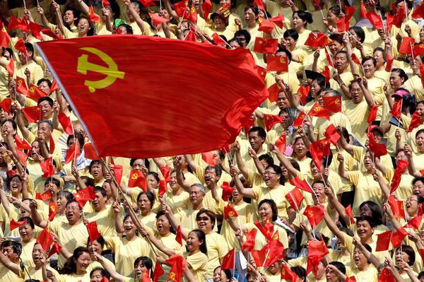 Коммунистический Китай забивает своими товарами капиталистическую Россию