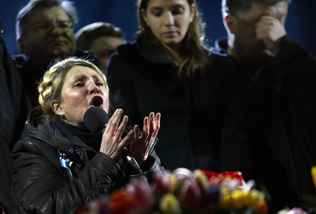 С мира по нитке: каждый украинец переведет Тимошенко по пять гривен