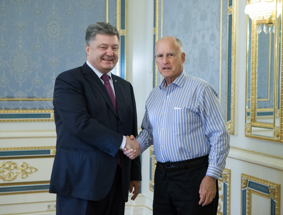 Порошенко: Калифорния должна помочь Украине Порошенко: Калифорния должна помочь Украине