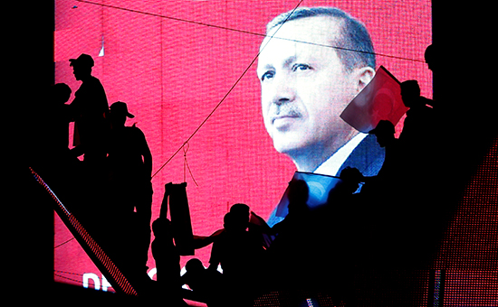 В Турции отстранили от работы 30 губернаторов