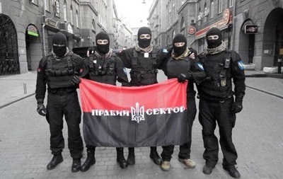 Вслед за Шереметом: «Правый сектор» открыто угрожает украинским журналистам Вслед за Шереметом: «Правый сектор» открыто угрожает украинским журналистам