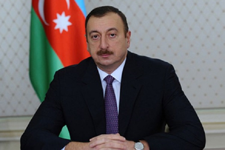Азербайджан: президентский срок продлён