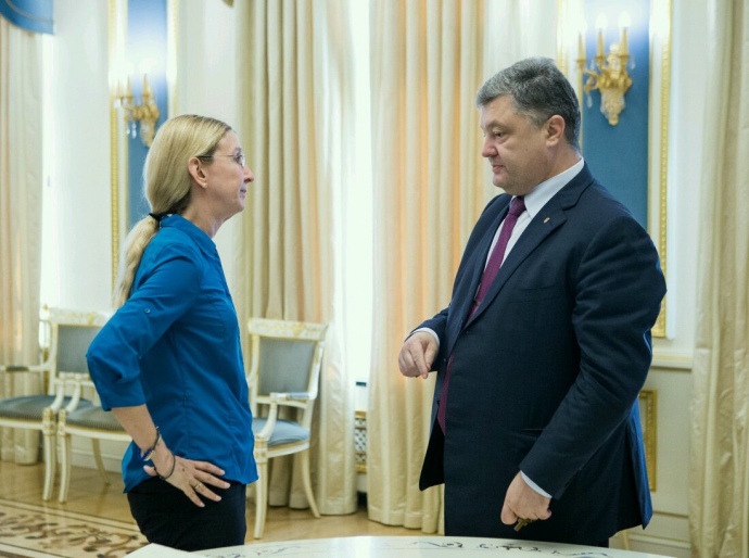 Глава МОЗ — американка Супрун, доходы нардепов под прицелом Гройсмана Глава МОЗ — американка Супрун, доходы нардепов под прицелом Гройсмана