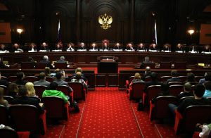 Гражданин России пожаловался в Конституционный Суд на присоединение Крыма Гражданин России пожаловался в Конституционный Суд на присоединение Крыма