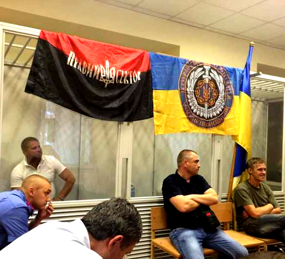Правосудие по-украиски: побратимы боевика Айдара захватили здание суда