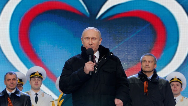 В Кремле раскрыли причины сенсационного решения Путина по Крыму В Кремле раскрыли причины сенсационного решения Путина по Крыму