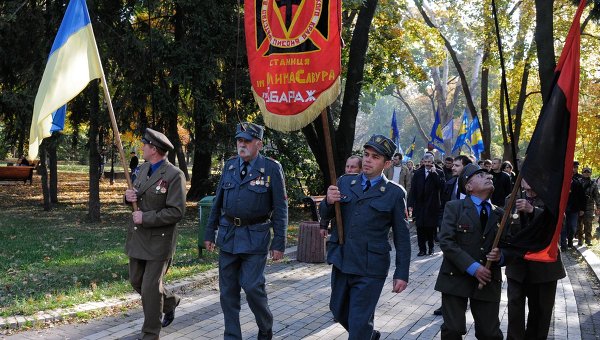 Русофобская ложь: зачем Польша оправдывает бандеровских убийц Русофобская ложь: зачем Польша оправдывает бандеровских убийц
