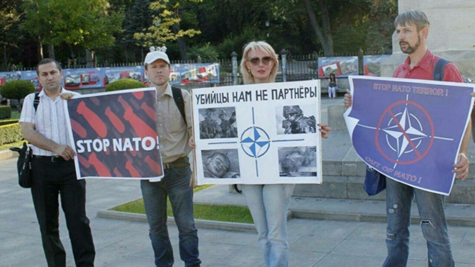 НАТО, иди к черту из Молдовы: как в Кишиневе борются за свою независимость