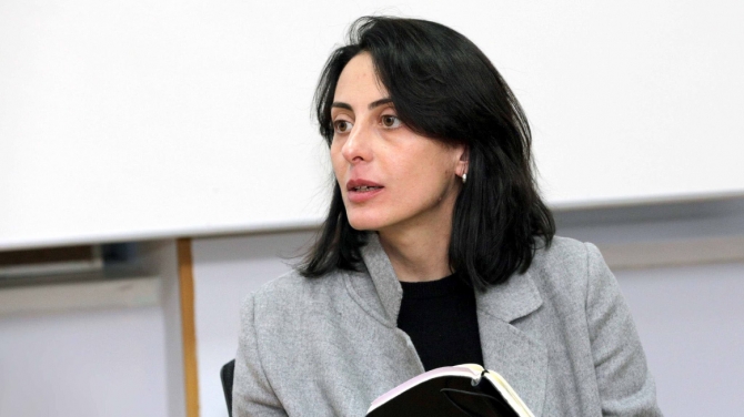 Националисты обвинили главу Нацполиции Украины в пренебрежении Конституцией Националисты обвинили главу Нацполиции Украины в пренебрежении Конституцией