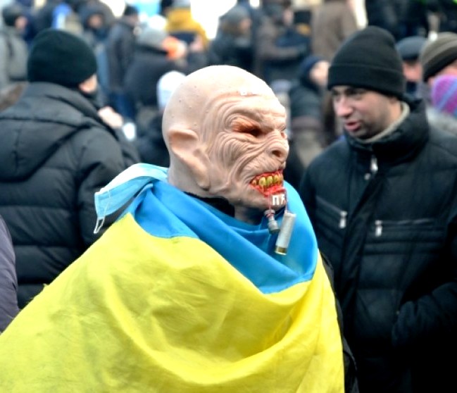 Спаситель объявился! Зачем Украине обещают безболезненную смерть на деньги афериста?