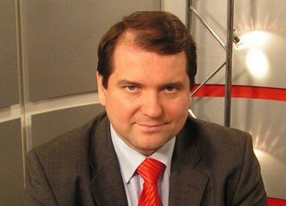 Владимир Корнилов: Порошенко давно готов бежать, переодевшись в чужой костюм Владимир Корнилов: Порошенко давно готов бежать, переодевшись в чужой костюм