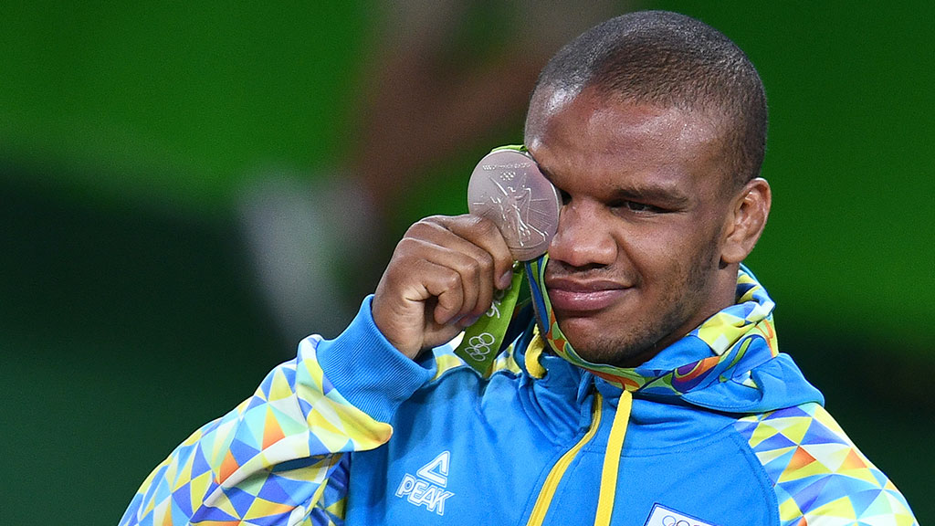 Украинский олимпиец Беленюк умолял забрать его в Россию