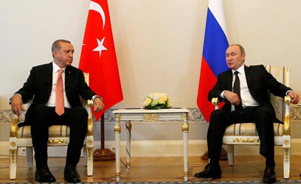 Неожиданный альянс между Путиным и Эрдоганом: Европа — уже не пуп земли