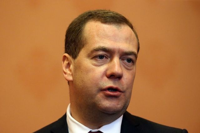 Медведев не исключает разрыва дипотношений с Украиной