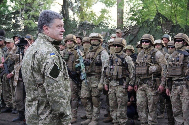 Игра с огнём до добра не доводит Игра с огнём до добра не доводит