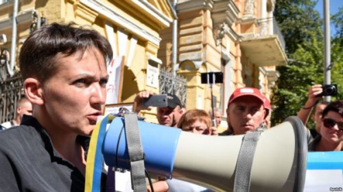 Рука Савченко будет диктаторской и по-бандеровски справедливой