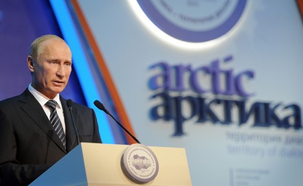 Путин: В Арктике нет места геополитике