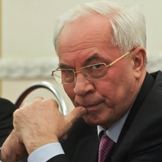 Азаров поймал Штайнмайера на лжи: Европа выгораживает Киев Азаров поймал Штайнмайера на лжи: Европа выгораживает Киев