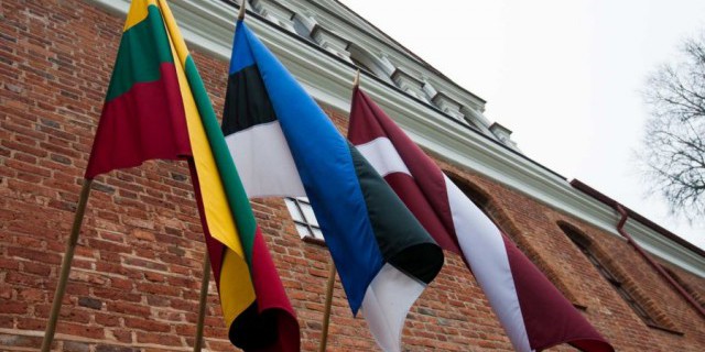 Эстония и Латвия хотят сообща подсчитать убытки от советской «оккупации»